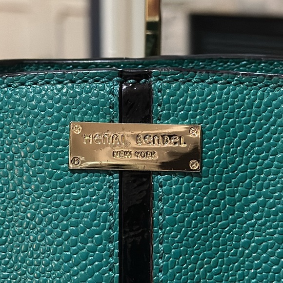 Authentic Henri Bendel Teal Caviar Leather Carlyle Tote w/Black Accent Stripe - Picture 4 of 17